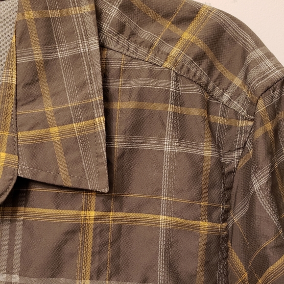 Eddie Bauer ladies sport shirt - Picture 4 of 7